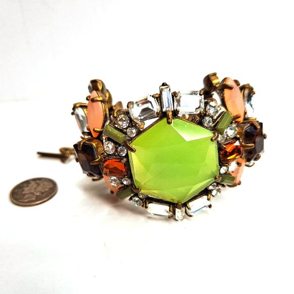 Jewelmint Green Crystal Statement Bracelet 7" - Picture 3 of 6